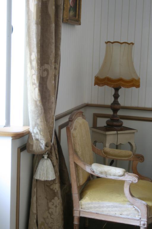 Écot-la Combe Gentilhommiere Eaux Bleues Bed & Breakfast エクステリア 写真