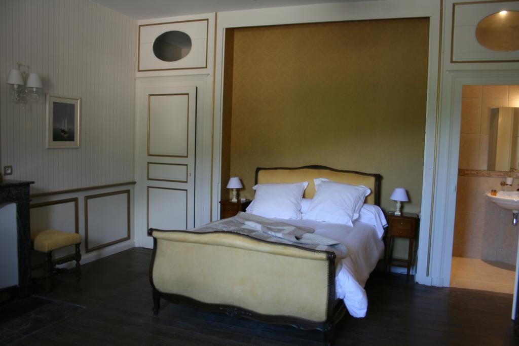 Écot-la Combe Gentilhommiere Eaux Bleues Bed & Breakfast エクステリア 写真