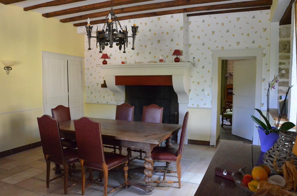 Écot-la Combe Gentilhommiere Eaux Bleues Bed & Breakfast エクステリア 写真